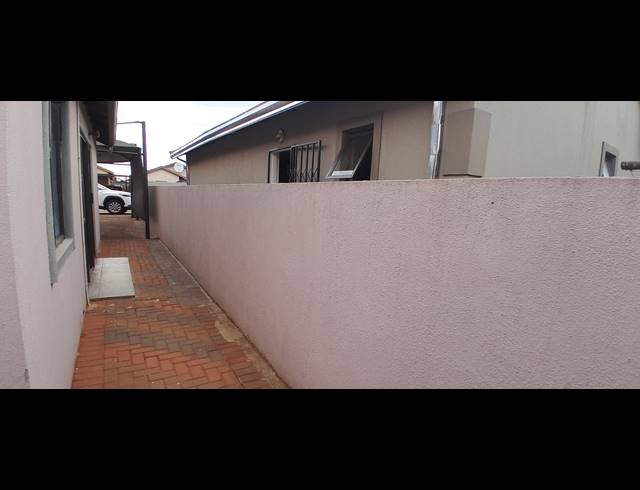 3 BEDROOM HOUSE FOR SALE IN WINDMILL PARK